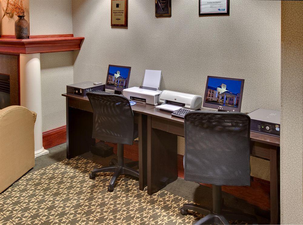 Holiday Inn Express Cedar Rapids - Collins Road By Ihg Udogodnienia zdjęcie