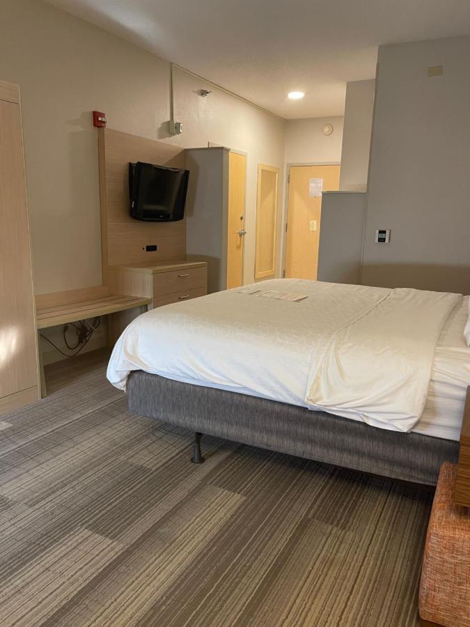 Holiday Inn Express Cedar Rapids - Collins Road By Ihg Zewnętrze zdjęcie