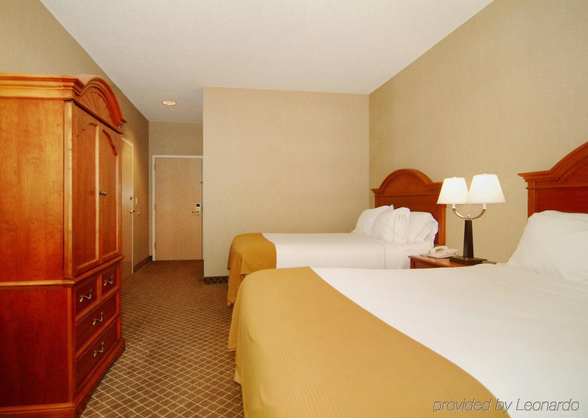 Holiday Inn Express Cedar Rapids - Collins Road By Ihg Pokój zdjęcie
