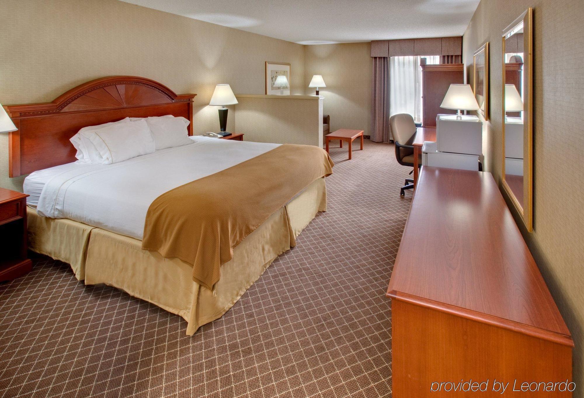 Holiday Inn Express Cedar Rapids - Collins Road By Ihg Pokój zdjęcie